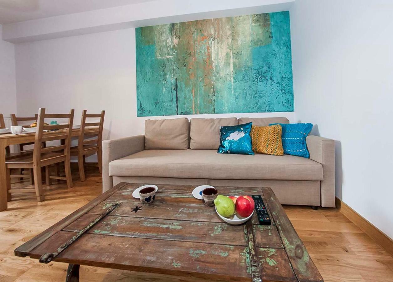 5 Stajenna Apartment กดัญสก์ ภายนอก รูปภาพ