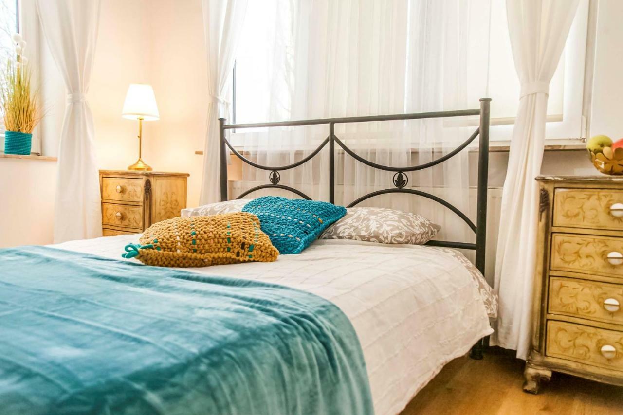5 Stajenna Apartment กดัญสก์ ภายนอก รูปภาพ